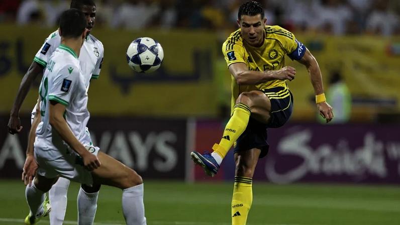 Cristiano Ronaldo leva 98 golos na liga saudita