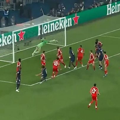 Golo de cabeça de João Neves decide PSG-Bayern Munique