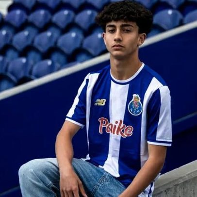 Pedro Rodrigues assina contrato de formação com FC Porto
