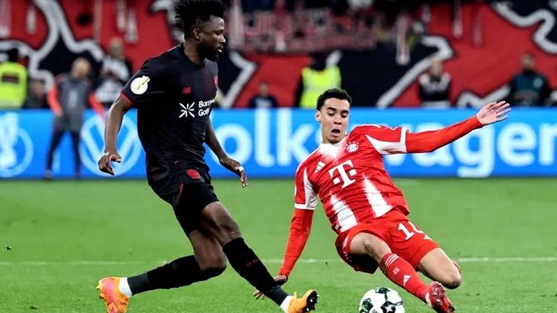 Tapsoba renova contrato com o Bayer Leverkusen