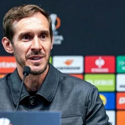 Julian Schuster pretende deixar marca na história do Friburgo