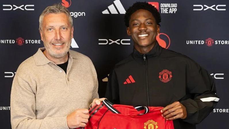 Kobbie Mainoo renova contrato com o Manchester United até 2031