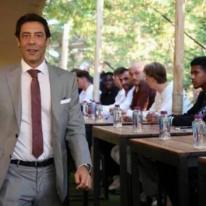 Benfica reúne jogadores e patrocinadores no desafio lançado por Rui Costa