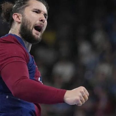 Luís Frade marca 4 golos e Barça aproxima-se da Final Four da Champions