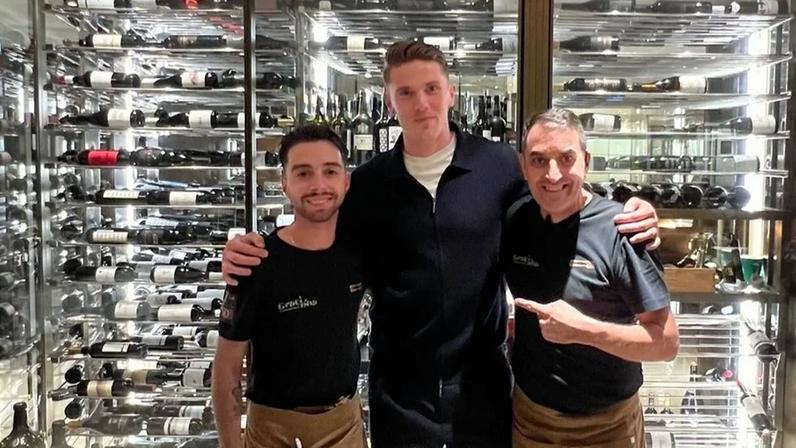 Gyökeres aproveita visita a Lisboa para matar saudades do Solar dos Presuntos