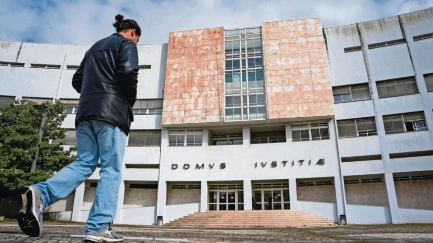 No Tribunal de Braga, é urgente resolver o problema das infiltrações, alerta comarca