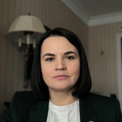 Tsikhanouskaya afirma que Lukashenko cumpre todas as ordens de Putin