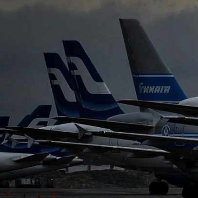Aeroporto de Helsínquia retoma operações após alerta de drones que suspendeu voos