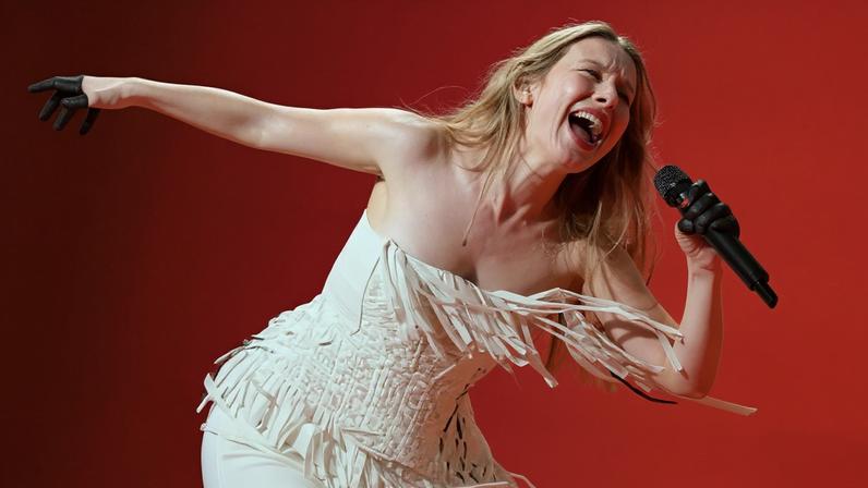 Leleka, da Ucrânia, interpreta a canção «Ridnym» durante a segunda semifinal do 70.º Festival Eurovisão da Canção, em Viena, Áustria, quinta-feira, 14 de maio de 2026