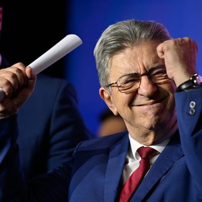 Candidatura de Mélenchon às presidenciais francesas não convence a esquerda