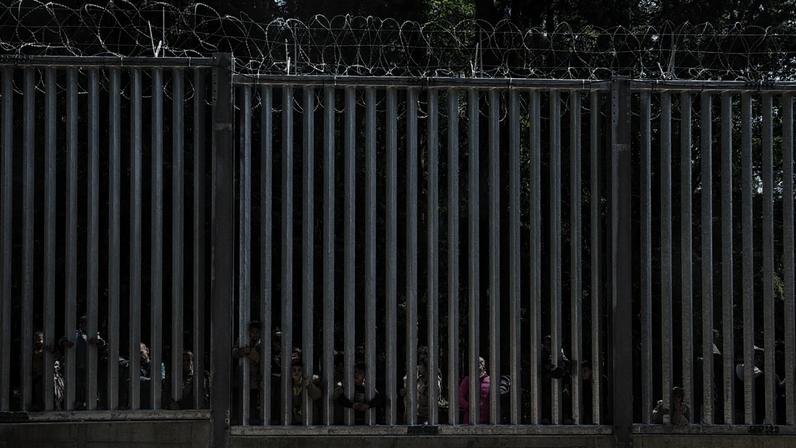 UE e Parlamento Europeu divergem sobre regras de repatriamento de migrantes