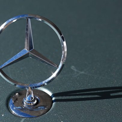 Mercedes-Benz admite considerar negócio de armas diante de mundo imprevisível