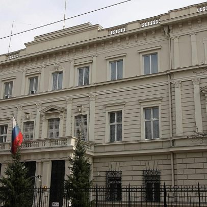 Antenas em edifícios diplomáticos russos geram preocupações na Europa