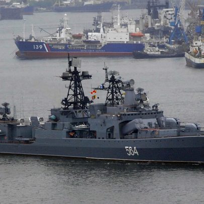 Navios de guerra russos escoltam frota fantasma junto a Maiorca, Espanha