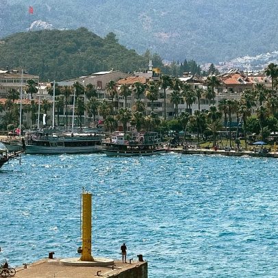 Grécia ou Turquia: qual oferece férias de Verão mais baratas aos europeus?