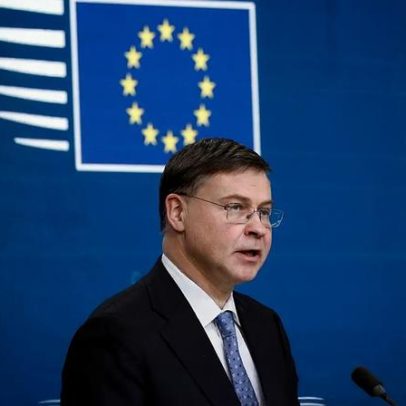 Dombrovskis mantém sanções à Rússia apesar da inflação na UE