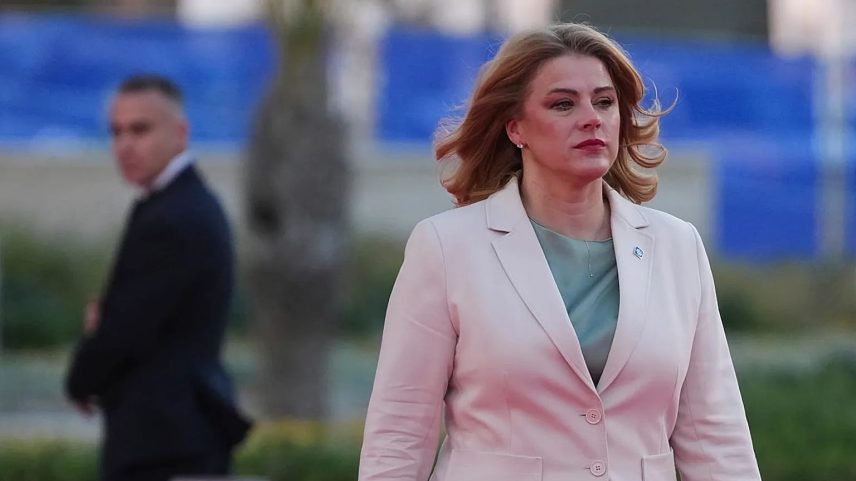 Primeira-ministra da Letónia Evika Silina anuncia demissão