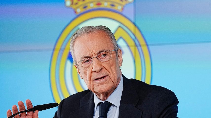 Florentino Pérez, presidente do Real Madrid, durante a conferência de imprensa em que convocou eleições no Real Madrid.