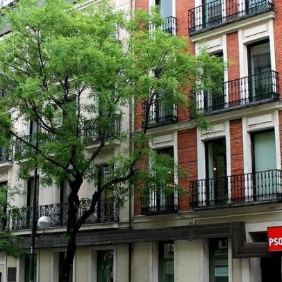 Três arguidos após recolha de informação policial na sede do PSOE, Madrid