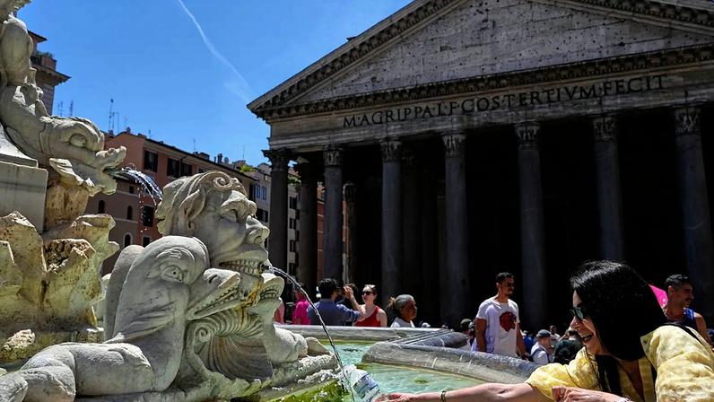 Calor intenso em Roma afeta atividades do Papa