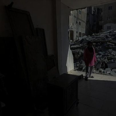 Ataques israelitas no Líbano continuam após cessar-fogo, com sete mortos
