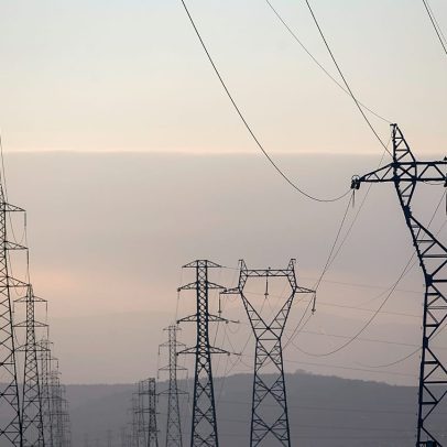 Cinco países opõem-se aos planos da Comissão para a rede elétrica