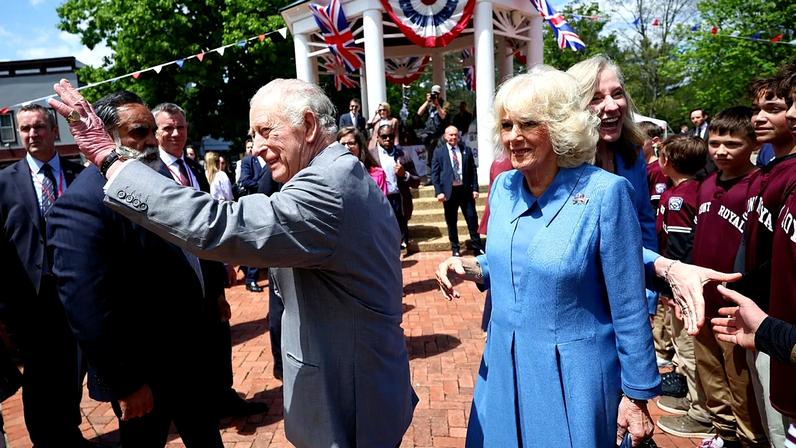 Carlos III encerra visita de Estado dos EUA com homenagem em Arlington
