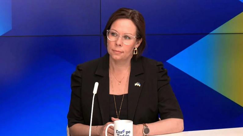 Ministra sueca defende foco nas sanções, não nas negociações com Moscovo