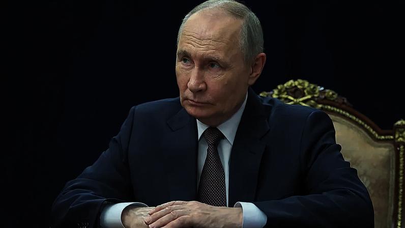 Rússia pede a residentes e diplomatas estrangeiros que deixem Kiev e ameaça novos ataques