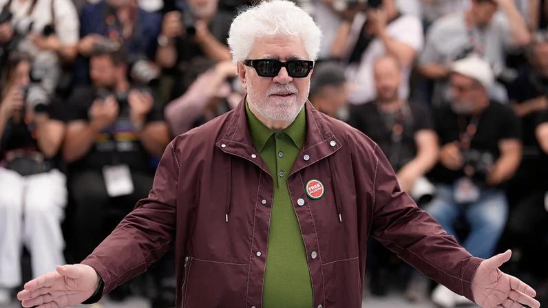 Almodóvar chama Trump, Netanyahu e Putin de monstros em Cannes
