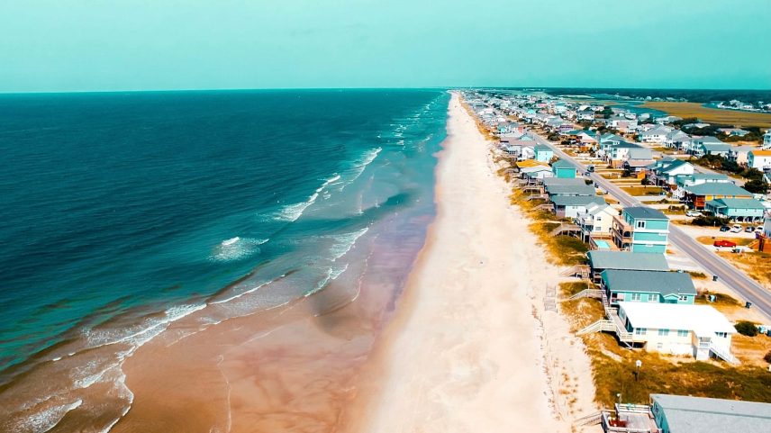 Costa da Carolina do Norte acolhe várias localidades muito procuradas para o surf
