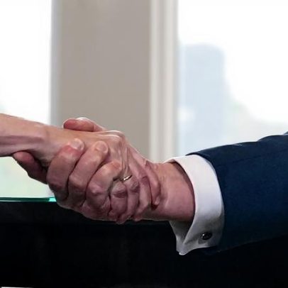 UE aprova acordo comercial com EUA apesar de relações transatlânticas incertas