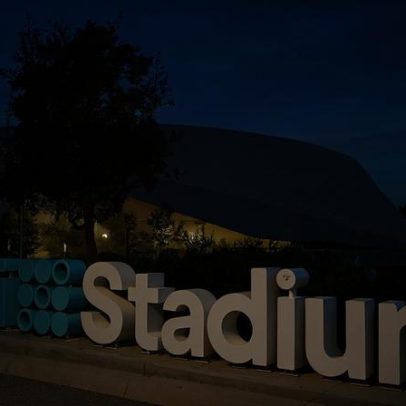 Trabalhadores de estádio do Mundial nos EUA exigem afastamento do ICE