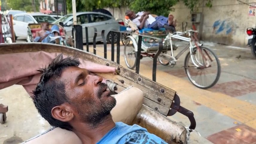 Onda de calor atinge o norte da Índia, perto de 48 °C