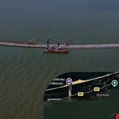 Ilha de materiais reciclados em construção no Mar Báltico