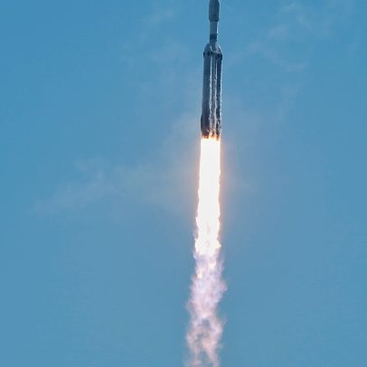SpaceX lança OPI com contagem decrescente para possível maior entrada em bolsa