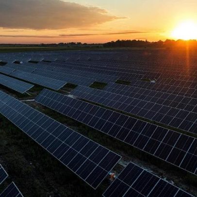Lituânia aproveita crise para avançar na energia limpa da UE