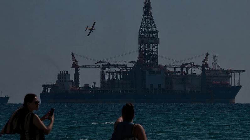 Foto de arquivo: Plataforma de perfuração offshore ao largo de Chipre.