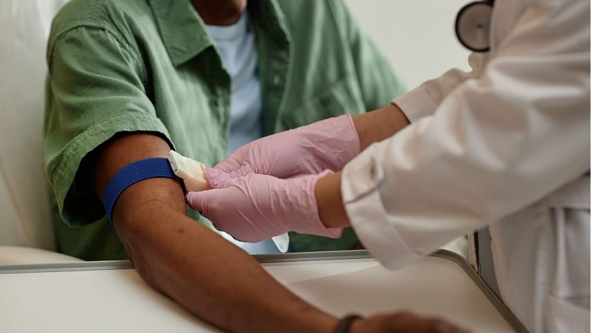Roche obtém aprovação europeia para teste sanguíneo de diagnóstico do Alzheimer