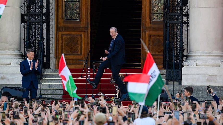 Vídeo mostra Zsolt Hegedűs, futuro ministro da Saúde húngaro, dançar
