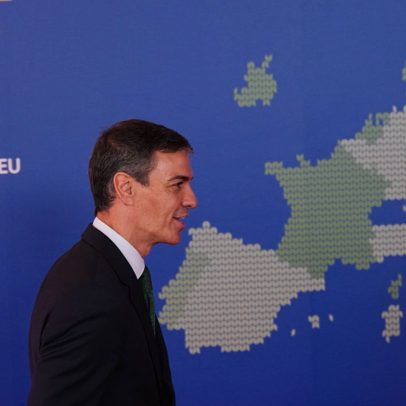Espanha não distribui milhares de euros a migrantes recém-regularizados