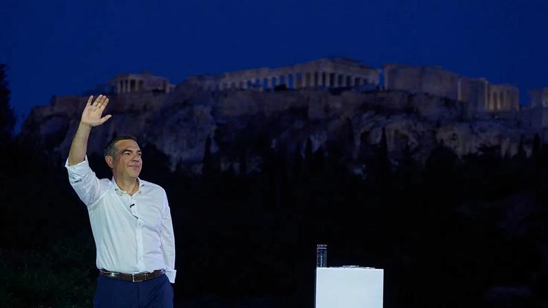 Novo partido de Tsipras pode unir de novo a centro-esquerda, dizem cidadãos