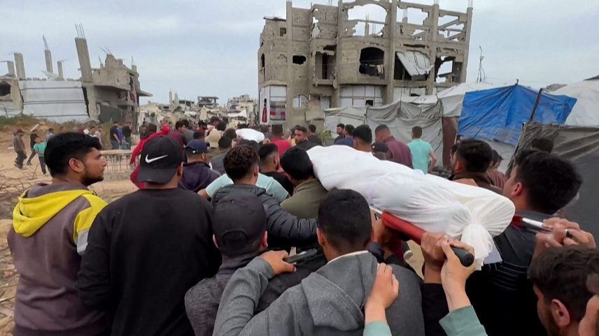 Funeral em Jabalia após ataque a velório, mesmo com cessar-fogo