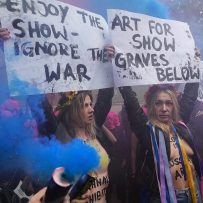 Femen e Pussy Riot contestam regresso da Rússia à Bienal de Veneza