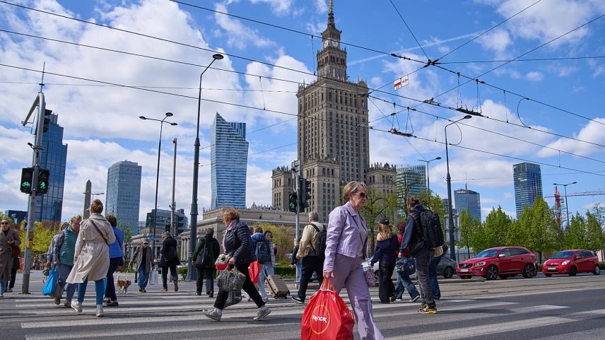 Polónia desponta como novo centro de crescimento na Europa