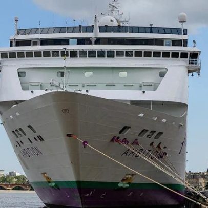 Passageiros do Ambition desembarcam em Getxo; 20 em isolamento por norovírus