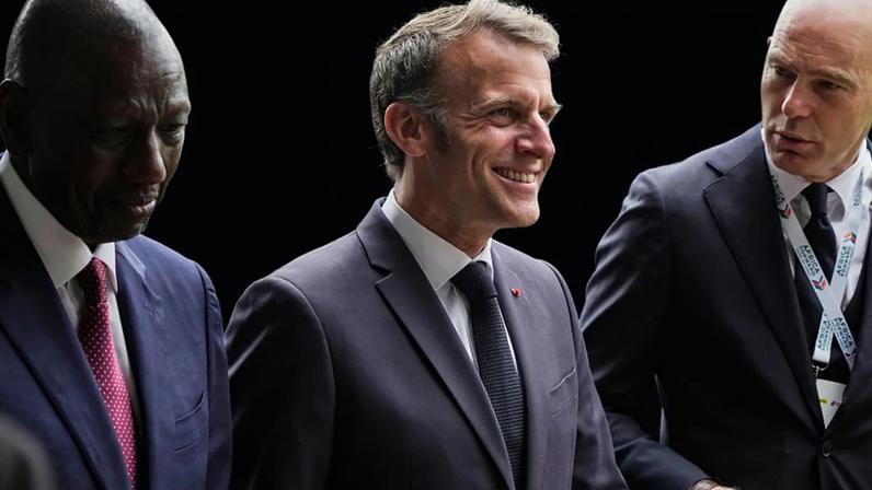 Macron propõe nova relação económica para pôr fim ao divórcio com a África