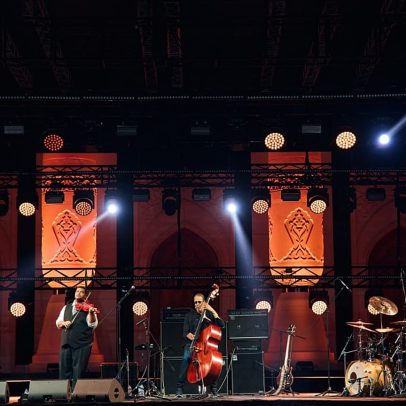 Uzbequistão: noites de jazz ao ar livre atraem músicos globais e novos públicos