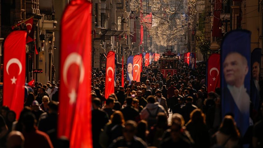 Turcos triplicam visitas à Grécia, gregos reduzem viagens à Turquia