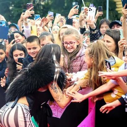Vídeo mostra Dara a transformar Sofia numa festa Bangaranga